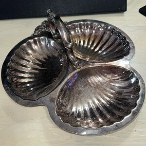 Wallace Silverplate Shell Dish